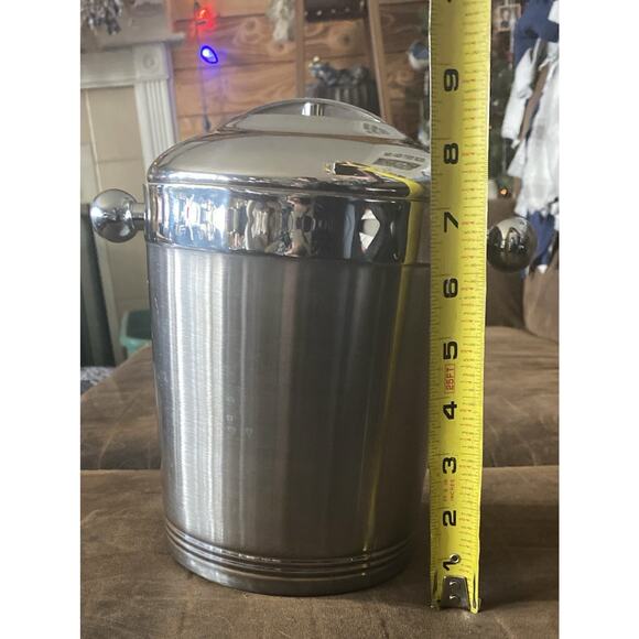 Vintage COPCO Chrome Stainless Silver Retro MCM Ice Bucket, Tongs, Lid Chiller - Picture 6 of 7